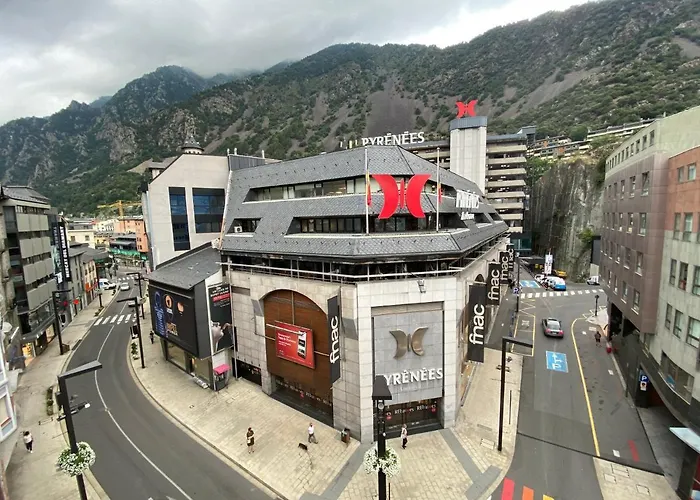 Somriu Hotel City M28